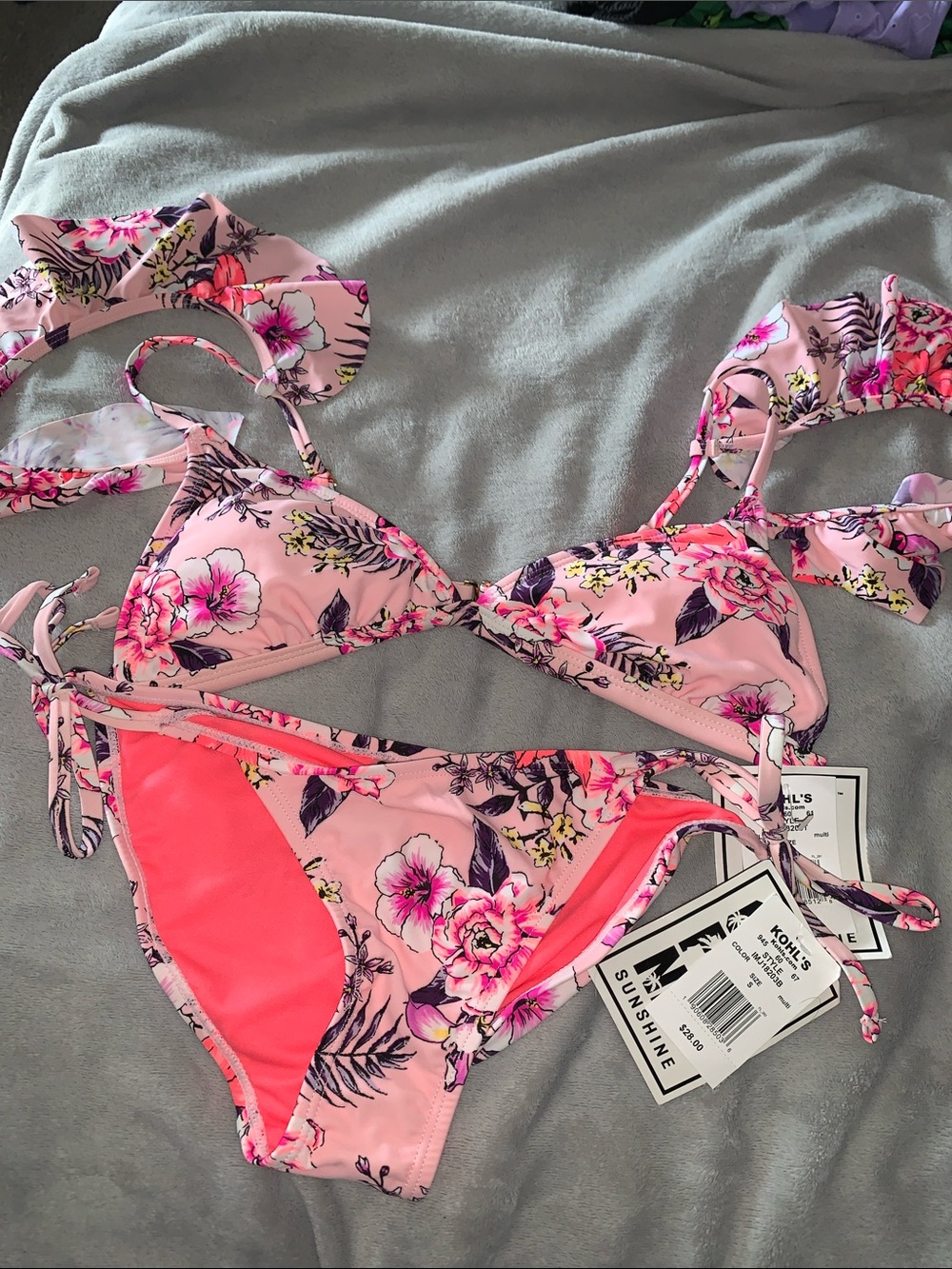 NWT Flutter top bikini 2pc set